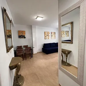  Apartamento Centro - Beautiful , Newly Renovated 2 Bedroom España